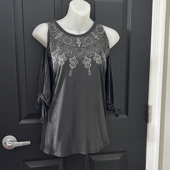 NWT Lucky Brand Embroidered Cold Shoulder Top Black Boho — Size M - Picture 2 of 9